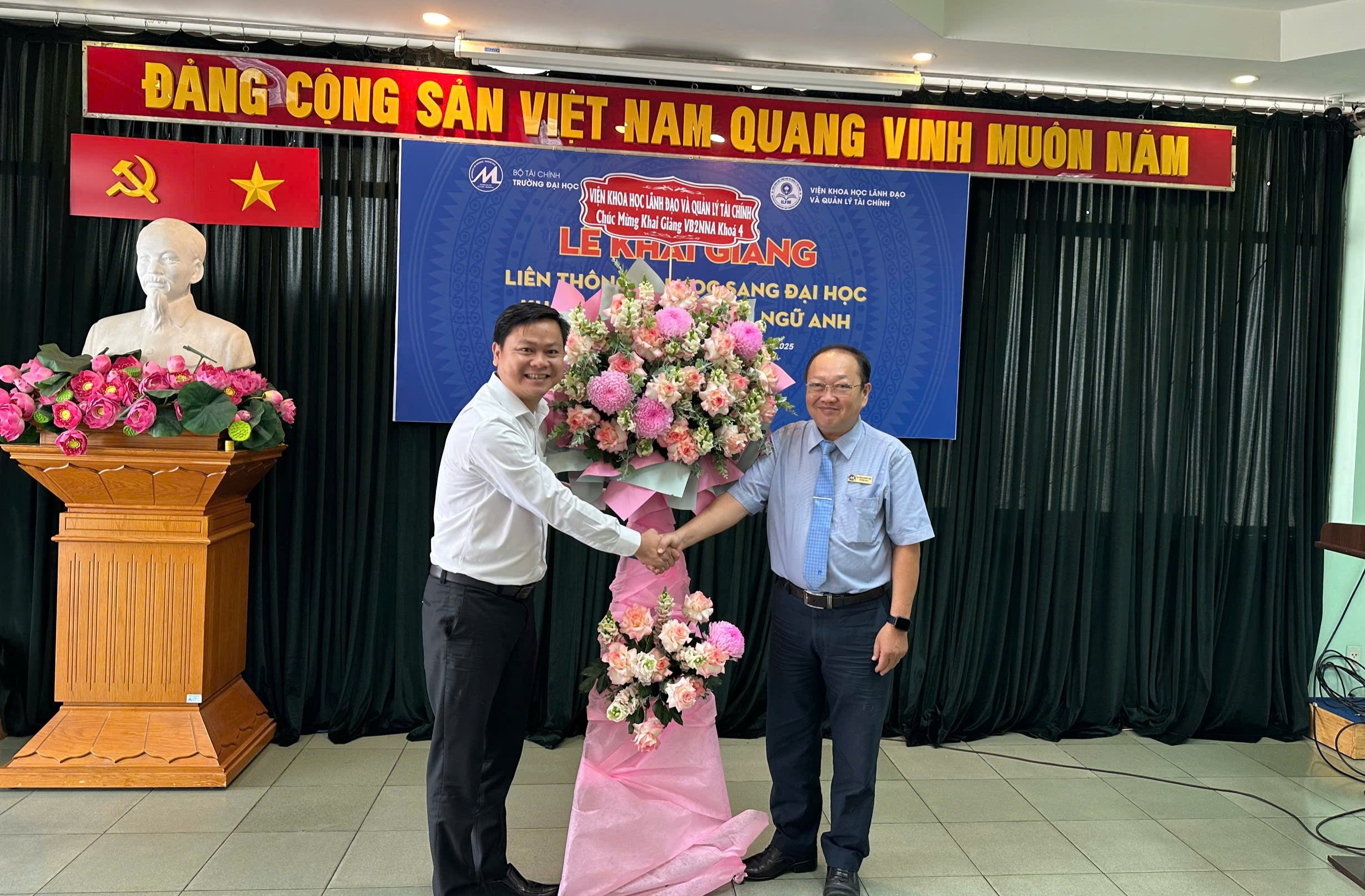 Khai Giảng VB2NNA Khóa 4